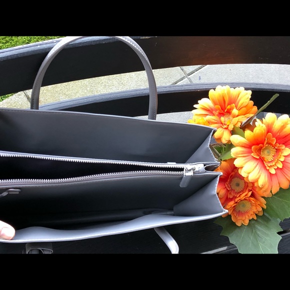 Charles and Keith Bag - Picture 6 of 8